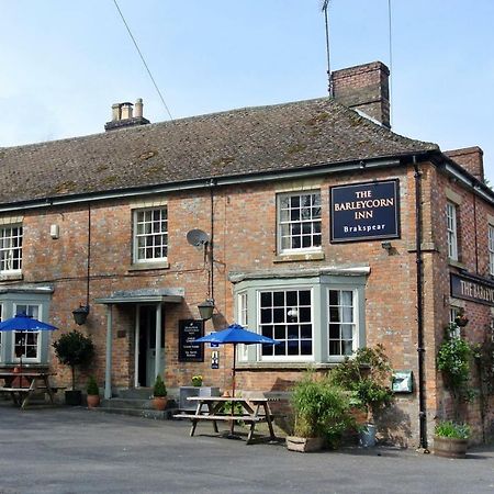The Barleycorn Inn Collingbourne Ducis Exterior foto